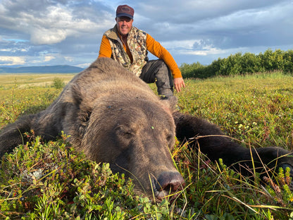 Win a 2025 Alaska Moose & Brown Bear Hunt